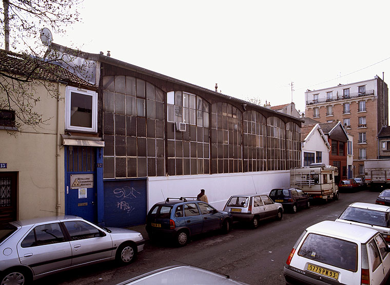 Fonderie de la Marne, puis Riboux et Durieux, puis usine de construction mécanique Clerc ; actuellement usine de serrurerie Métallurgie Chaudronnerie Montreuil