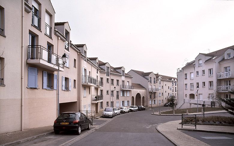 les immeubles, maisons et fermes du canton d'Andrésy