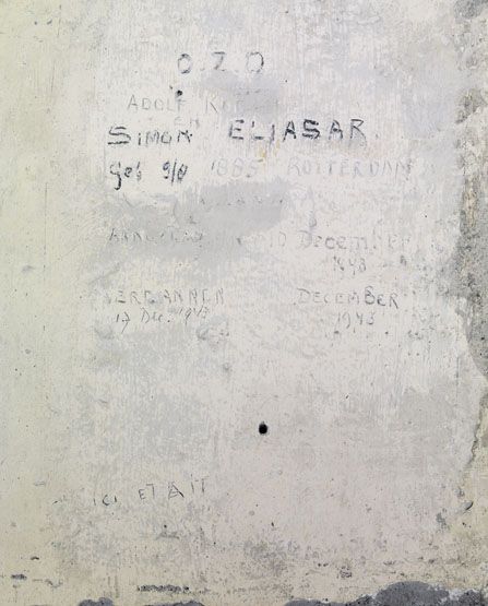 graffiti de chambrée sur carreau de plâtre formant contre-cloison