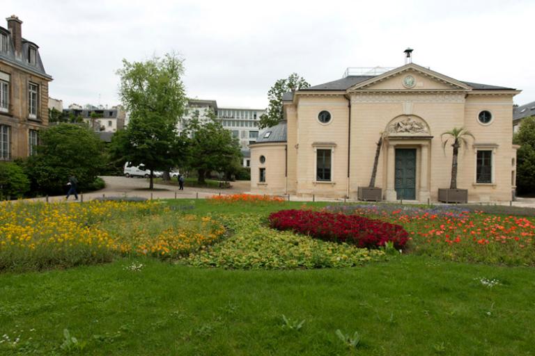 amphithéâtre d'anatomie du Jardin du roi, puis du Jardin des Plantes dit encore Muséum national d'histoire naturelle