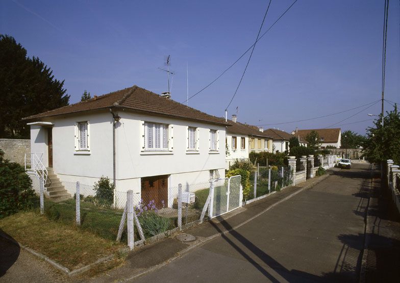 les immeubles, maisons et fermes du canton d'Andrésy