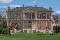 Maison de plaisance dite Folie Saint James, actuellement Lycée Collège Saint James