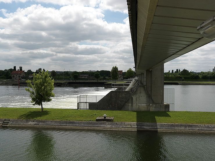 les barrages éclusés de l'OIN ORSA (Opération d'intérêt national Orly-Rungis-Seine-Amont)