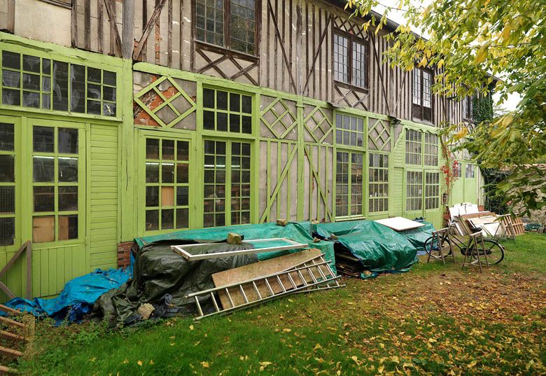 Fontainebleau - usine de menuiserie Barre, actuellement ébénisterie Atelier Saint-Louis