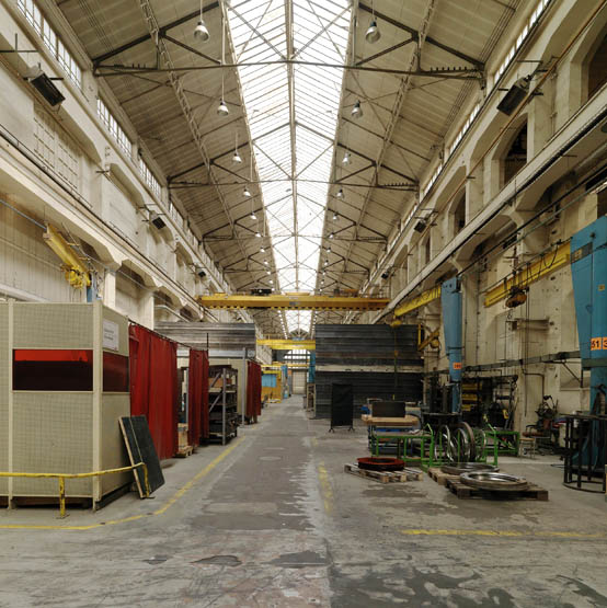 Usine de matériel électrique industriel Schneider et Cie, puis Le Matériel Electrique Scheider-Westinghouse (SW), puis Jeumont-Schneider (JS), actuellement ensemble industriel appelé "Espace Technologique et Industriel de Champagne-sur-Seine" (zone ETIC)