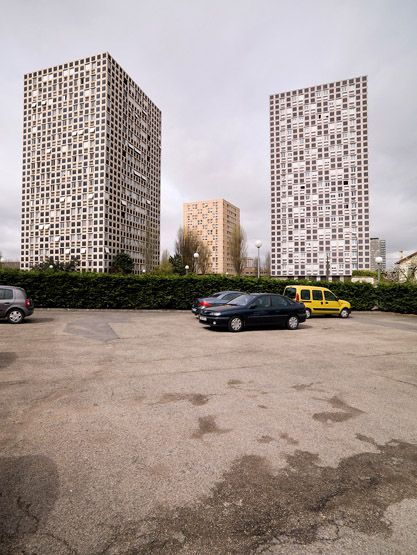 l'habitat collectif de l'OIN ORSA (Opération d'intérêt national Orly-Rungis-Seine-Amont)