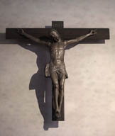 statue : Christ en croix