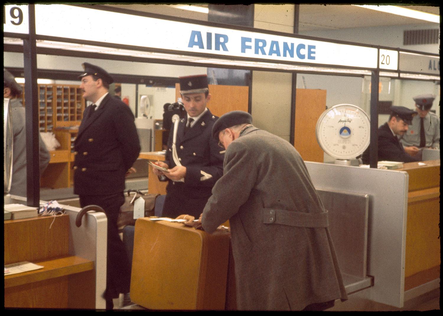 Les Installations terminales, Orly 4 dans les années 1960